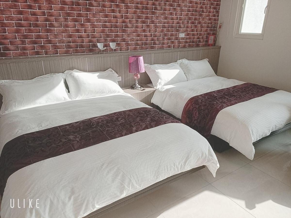 Happy Life B&B Donggang Exterior photo